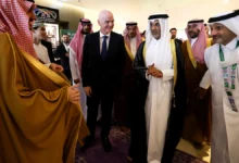 جياني إنفانتينو رئيس FIFA خلال حضوره مباراة السعودية والكويت في خليجي 27 بجدة